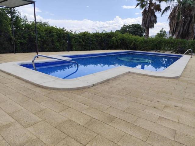 Casa rústica / Caserío en Venta en Moratalla