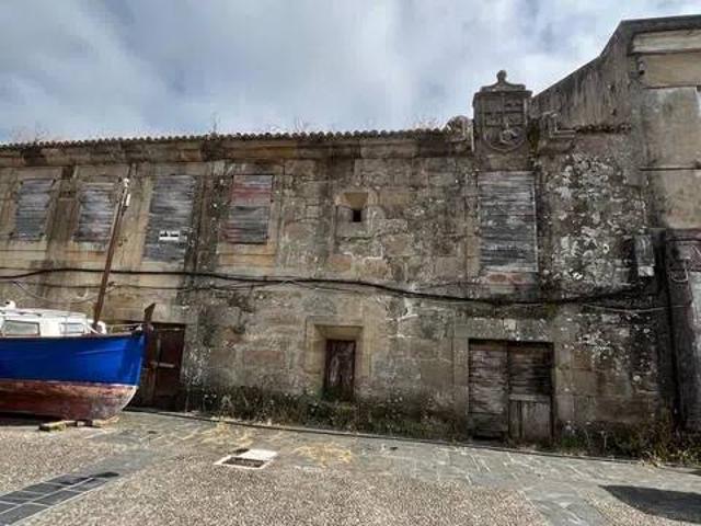 Casa rústica / Caserío en Venta en Mugardos