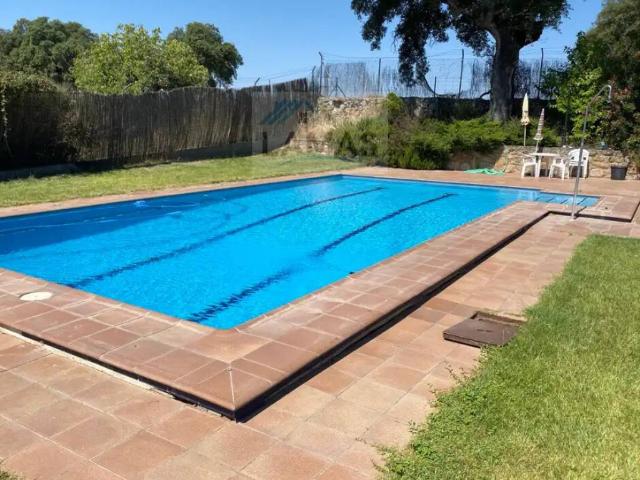 Casa rústica / Caserío en Venta en Navalmoral de la Mata