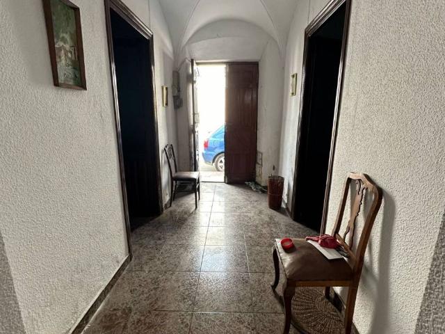 Casa rústica / Caserío en Venta en Oliva de La Frontera