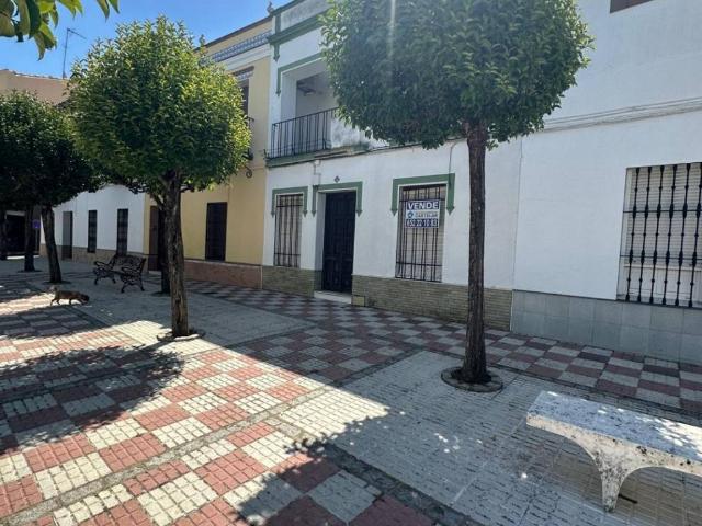 Casa rústica / Caserío en Venta en Oliva de La Frontera