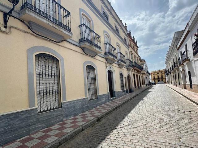 Casa rústica / Caserío en Venta en Oliva de La Frontera