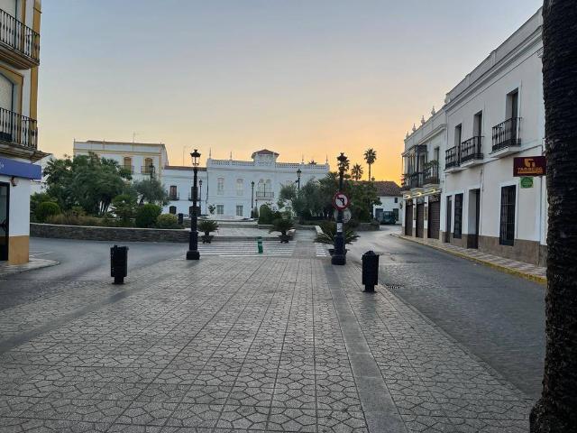 Casa rústica / Caserío en Venta en Oliva de La Frontera