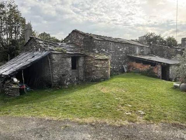 Casa rústica / Caserío en Venta en Ortigueira
