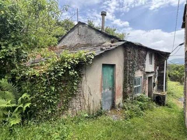 Casa rústica / Caserío en Venta en Ortigueira