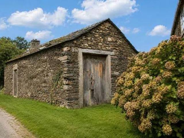 Casa rústica / Caserío en Venta en Ourol