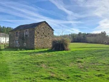 Casa rústica / Caserío en Venta en Outeiro de Rei