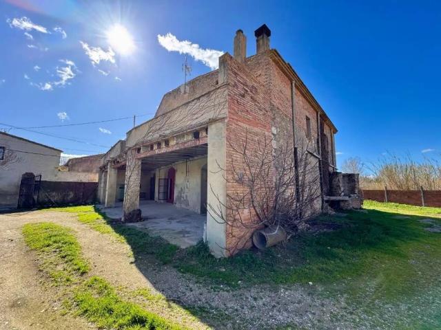 Casa rústica / Caserío en Venta en Peralada