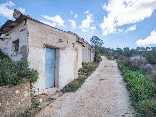 Casa rústica / Caserío en Venta en Petrer