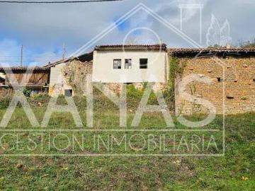 Casa rústica / Caserío en Venta en Proaza