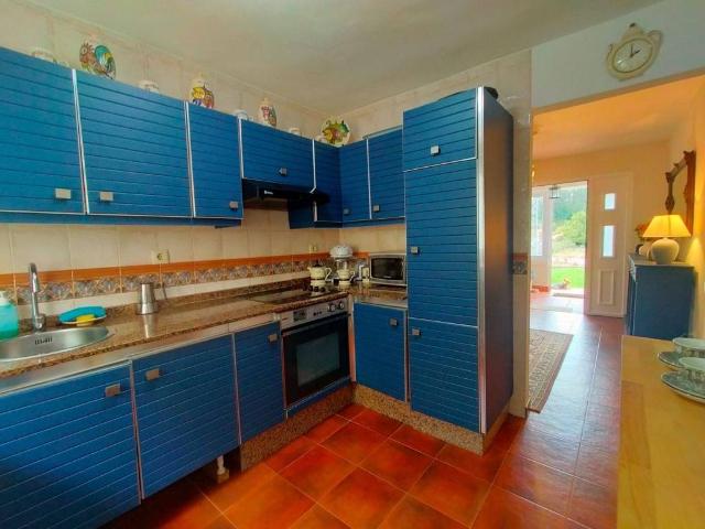 Casa rústica / Caserío en Venta en Pravia