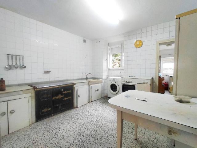 Casa rústica / Caserío en Venta en Pravia