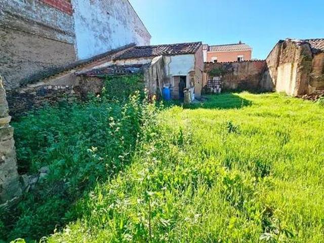 Casa rústica / Caserío en Venta en Rosal de La Frontera