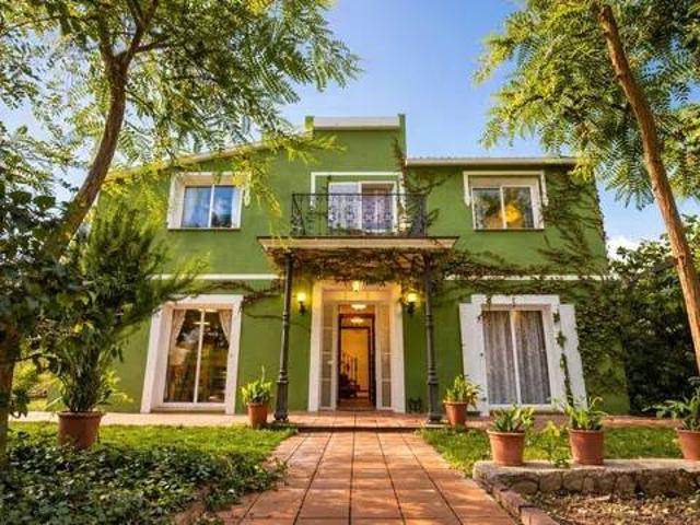Casa rústica / Caserío en Venta en Santa Oliva