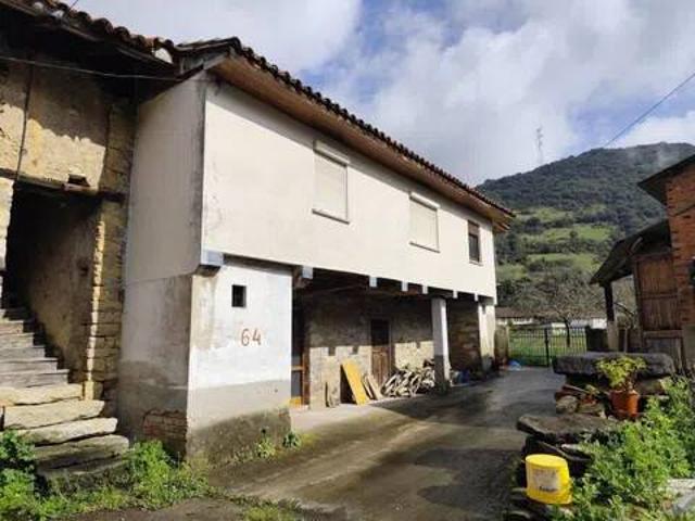 Casa rústica / Caserío en Venta en Salas