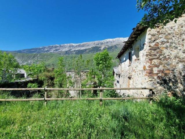 Casa rústica / Caserío en Venta en Sesué