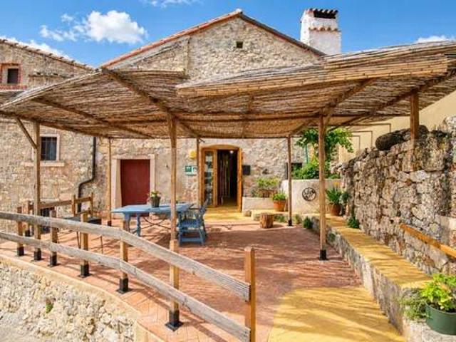 Casa rústica / Caserío en Venta en Sigüenza