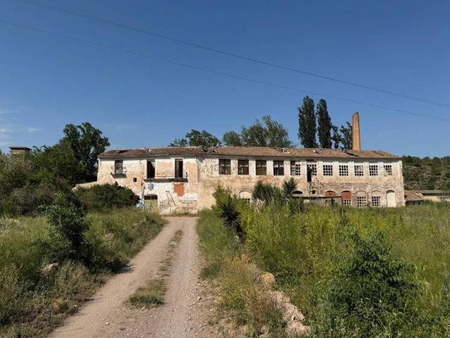 Casa rústica / Caserío en Venta en Soneja