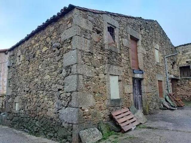Casa rústica / Caserío en Venta en Solana de Ávila