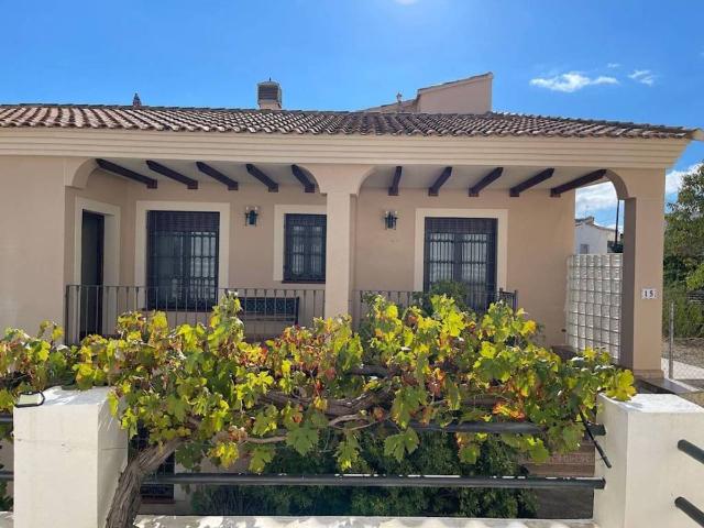 Casa rústica / Caserío en Venta en Sorbas