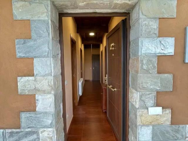 Casa rústica / Caserío en Alquiler en Tineo