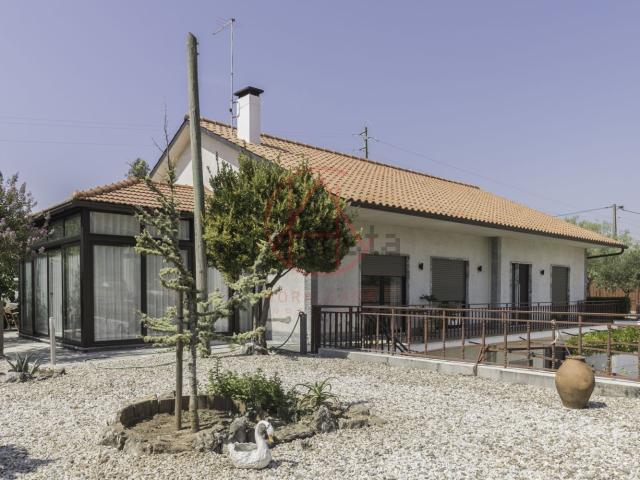 Casa rústica, Chancelaria