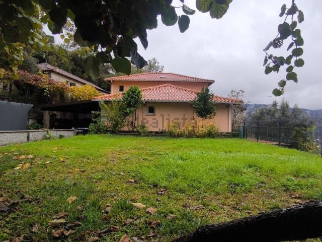 Casa rústica, Chorense e Monte