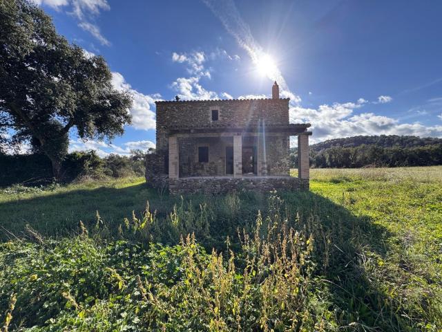 Casa rústica, Cruílles, Monells i Sant Sadurni de l&apos Heura
