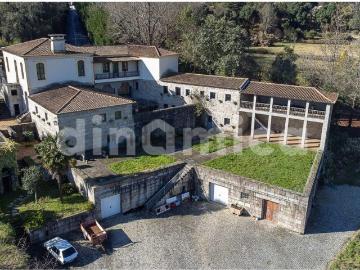 Casa rústica, Cruz
