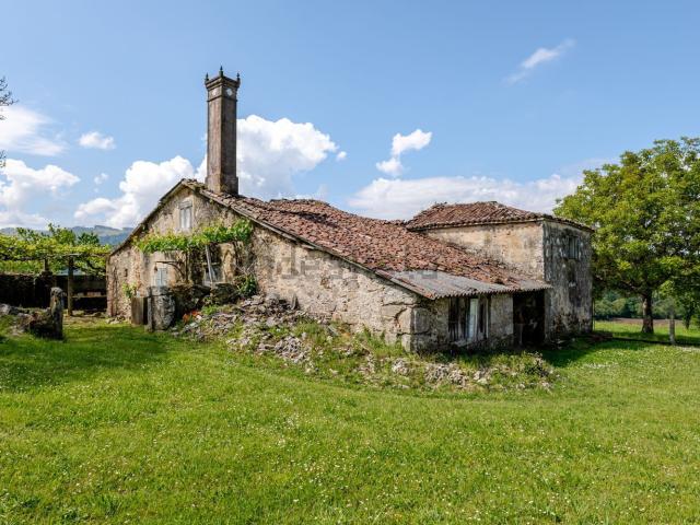 Casa rústica, A Estrada