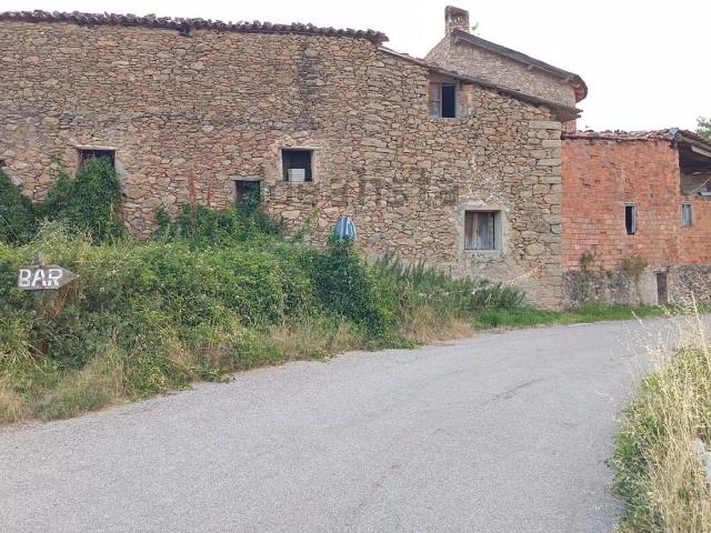 Casa rústica, Alás i Cerc