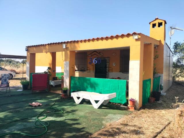 Casa rústica, Alcuéscar
