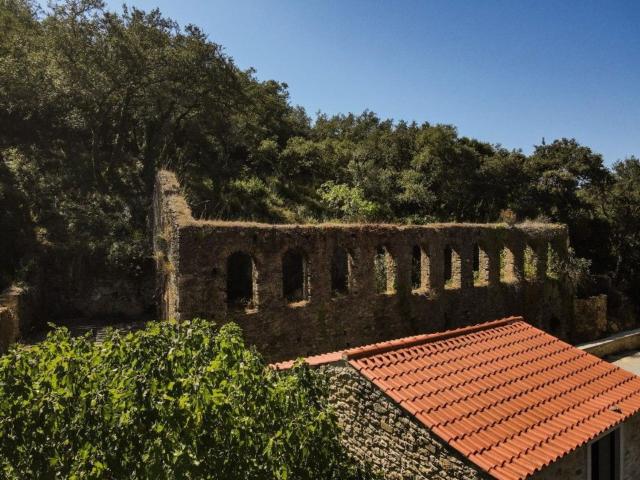 Casa rústica, Além da Ribeira e Pedreira