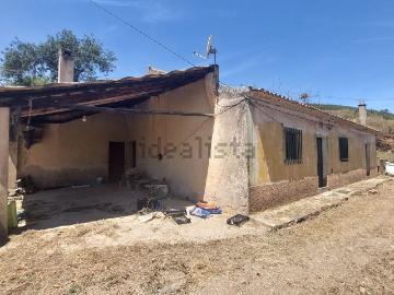 Quinta à venda em Alferce