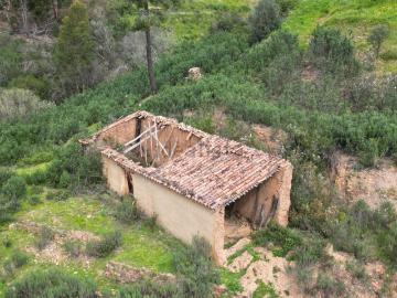 Quinta à venda em Alferce