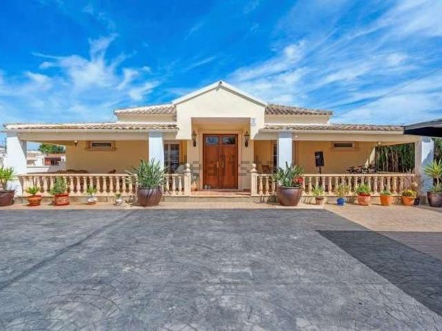 Casa rústica, Almoradí