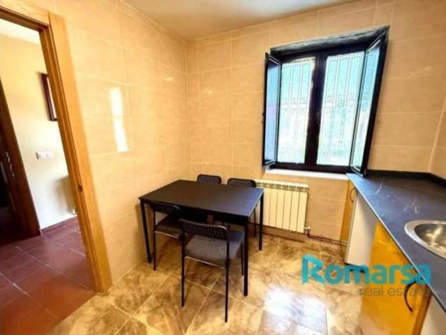 Casa rústica Alquiler Gemuño, Gemuño