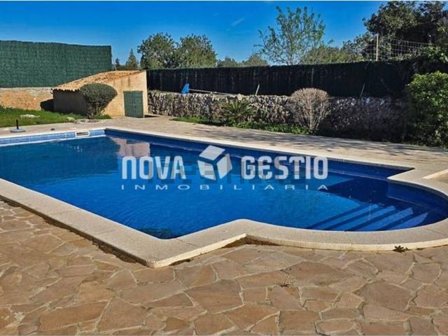 Casa rústica, Arta