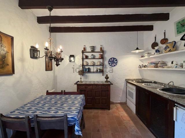 Casa rústica, Arta