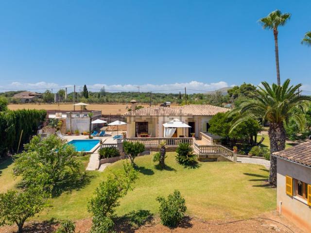Casa rústica, Arta