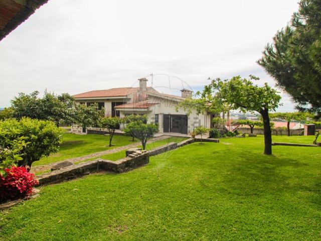 Casa rústica, Terroso