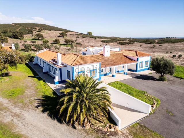 Casa rústica, Azinheira dos Barros