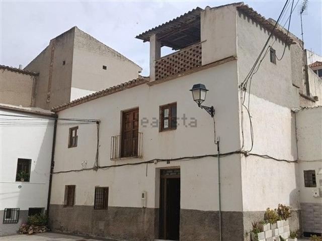 Casa rústica, Baza