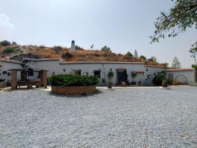 Casa rústica, Baza