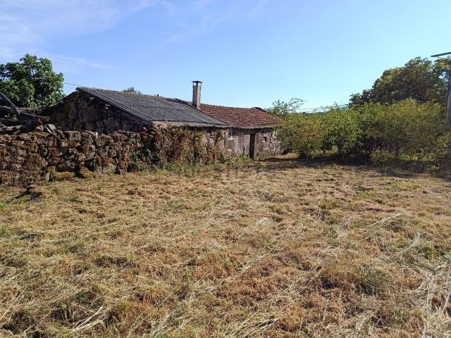 Casa rústica, Bande
