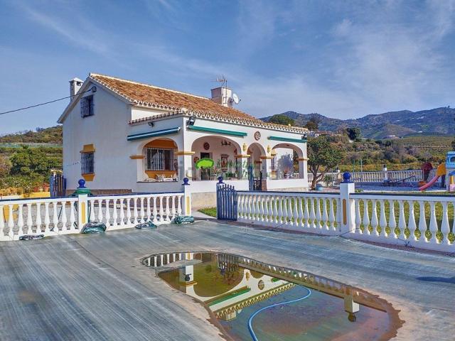 Casa rústica, Benamocarra