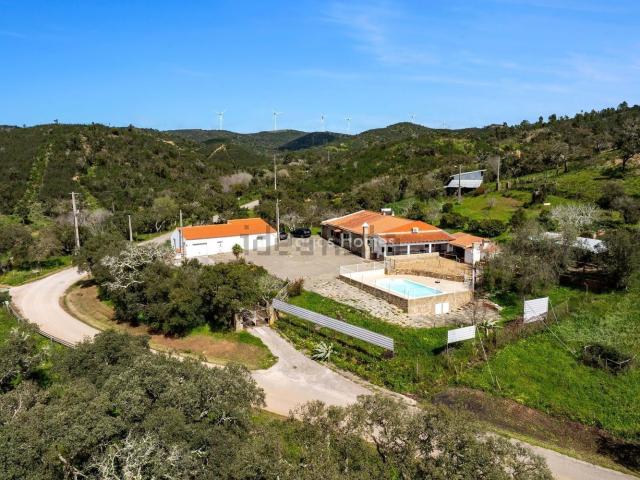 Casa rústica, Bensafrim
