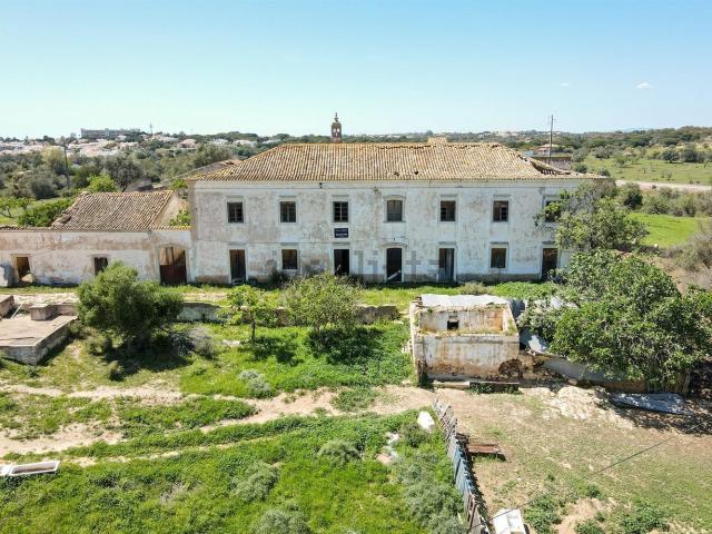Casa rústica, Vale da Azinheira, Albufeira e Olhos de Água
