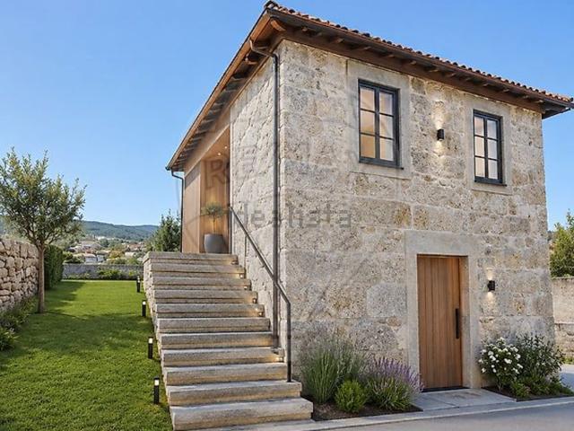 Casa rústica, Britelo Gémeos Ourilhe