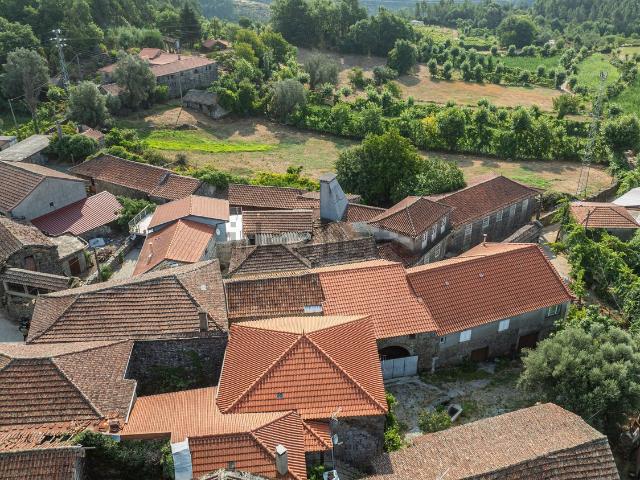 Casa rústica, Gondiães e Vilar de Cunhas